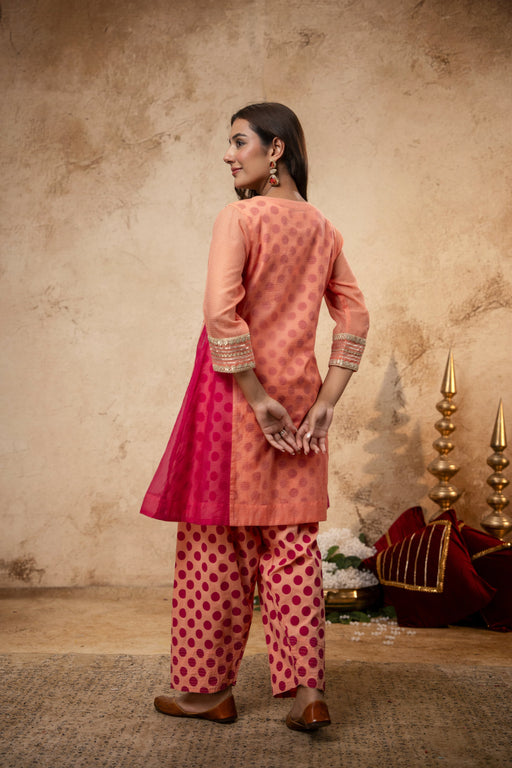 Zari Sequin Work Peach Kota Doria Kurta Set with Polka Print Inner & Pant