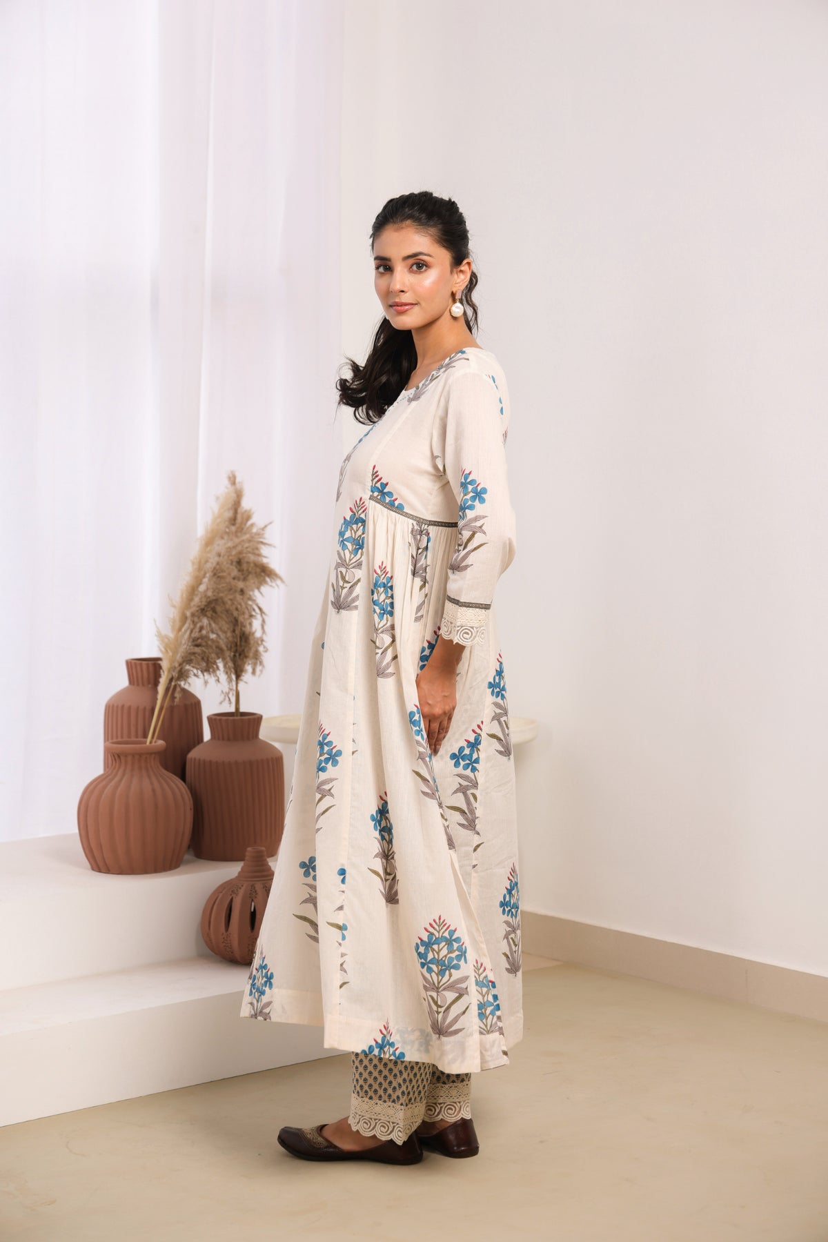 Cream Mul Cotton Gathered Kurta with Blue Floral Motifs, Lace & Bead Work – Pant Set