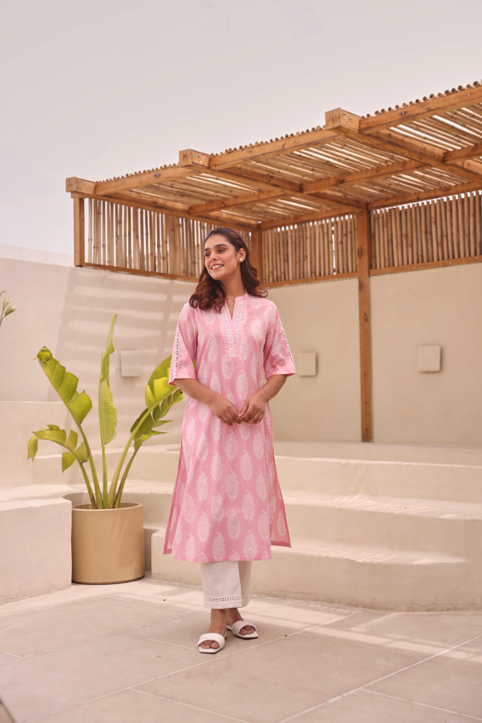 Pink Paisley Printed Cotton Kurta With Lace Detail