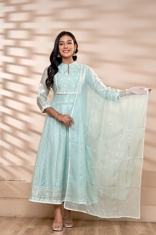 Sea Green Chanderi Thread Aari Embroidered Kalidaar Dupatta Set