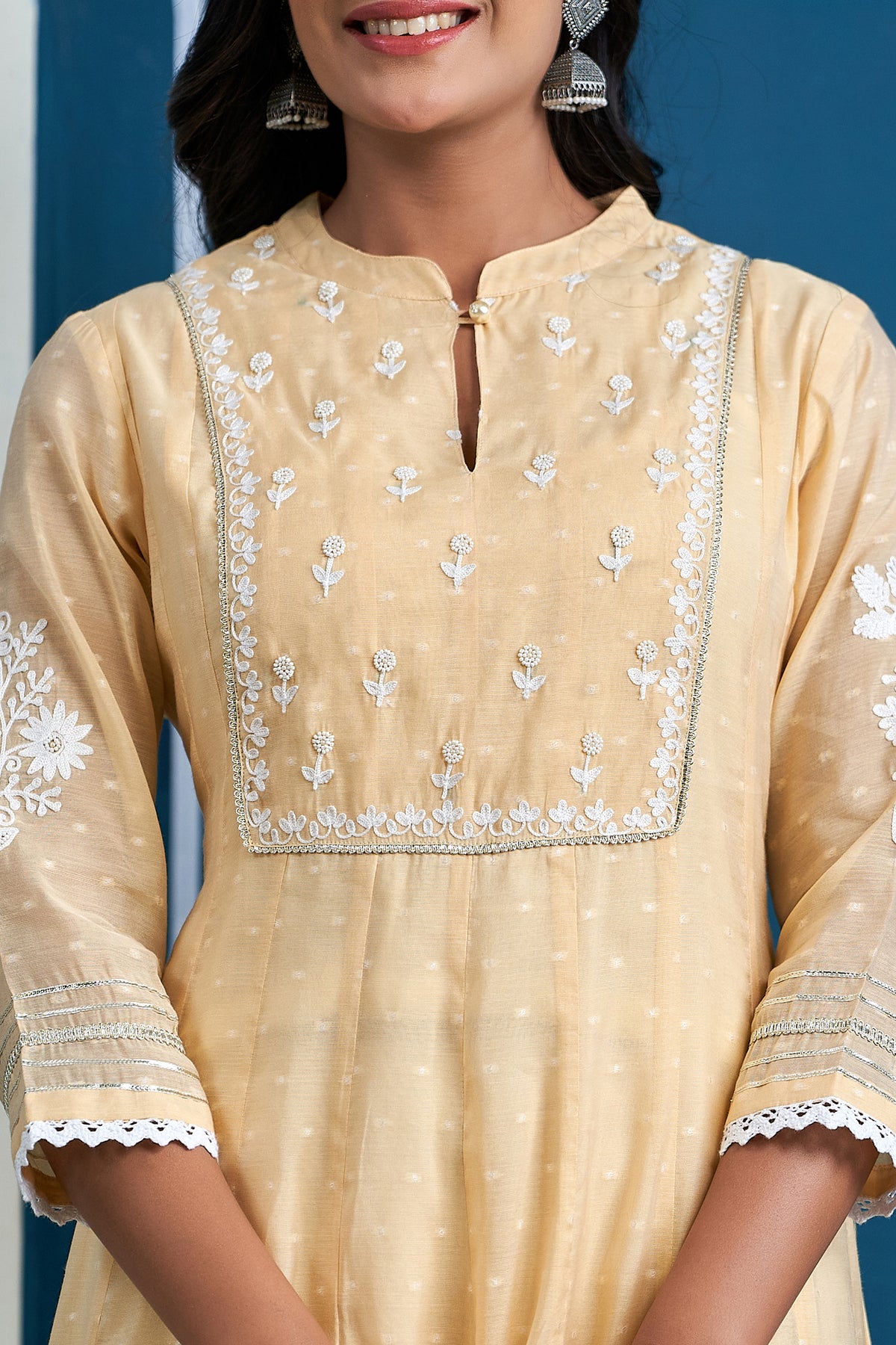 Butter Yellow Chanderi Thread Aari Embroidered Kalidaar Dupatta Set