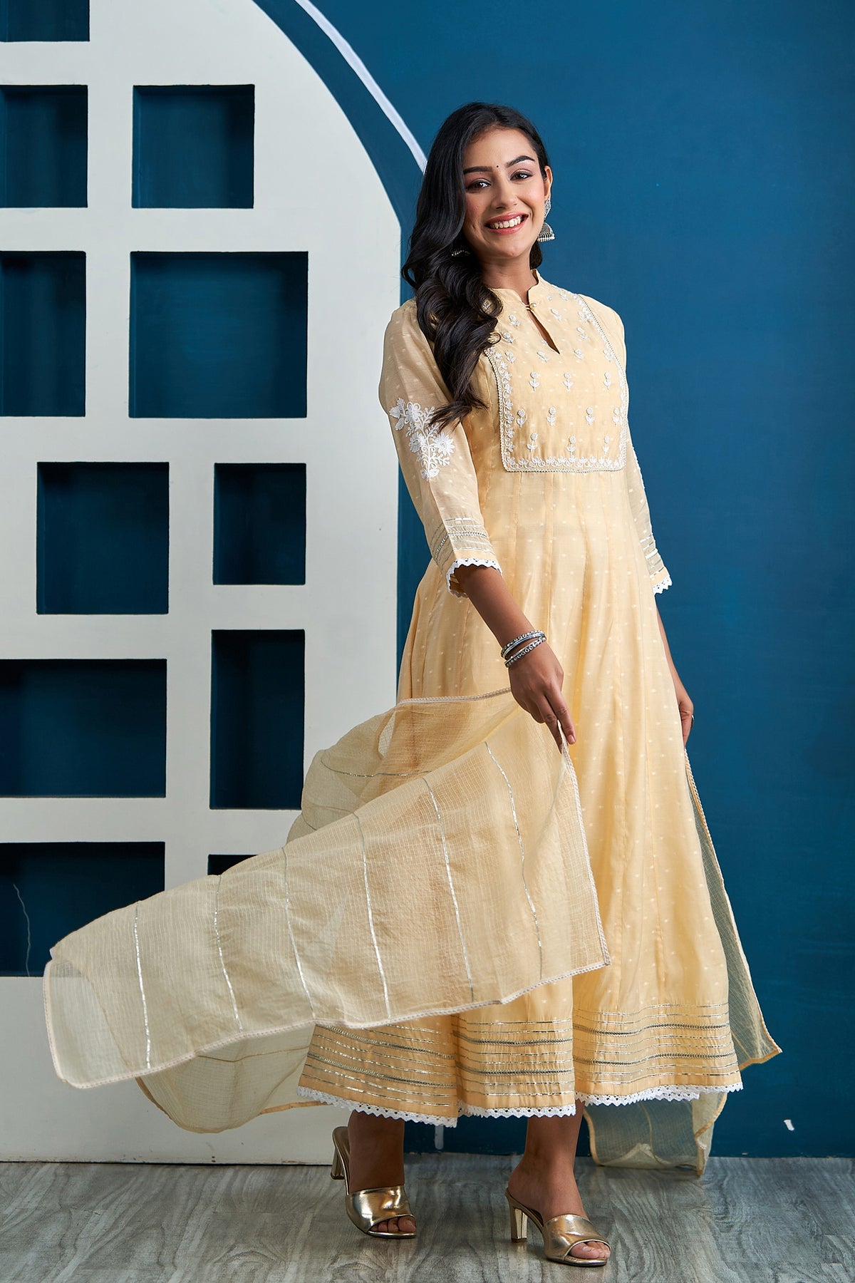Butter Yellow Chanderi Thread Aari Embroidered Kalidaar Dupatta Set