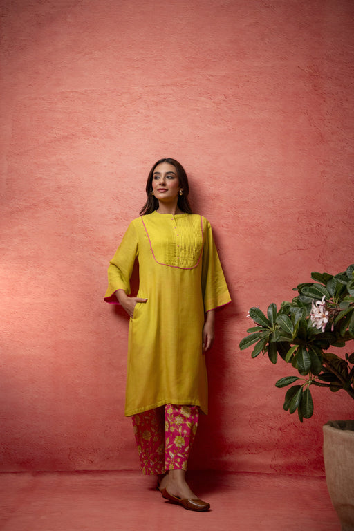 Parrot Green Viscose Linen Co-Ord Set with Bead Work
