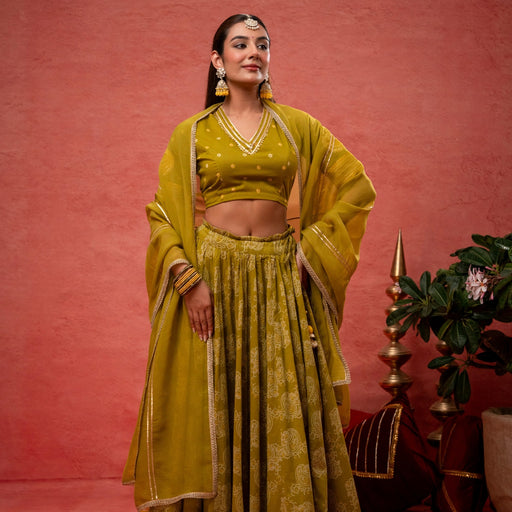 Green Cotton Skirt Set with Gota Patti Lace Work & Organza Dupatta