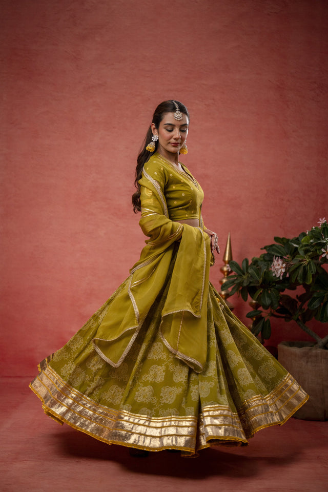Green Cotton Skirt Set with Gota Patti Lace Work & Organza Dupatta