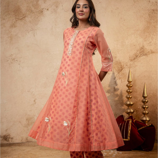 Aari Gota Work Peach Kota Doria Kurta Set with Polka Print Inner & Pant