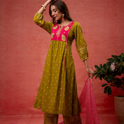 Green Cotton Kurta Set with Hand Gota Patti Work