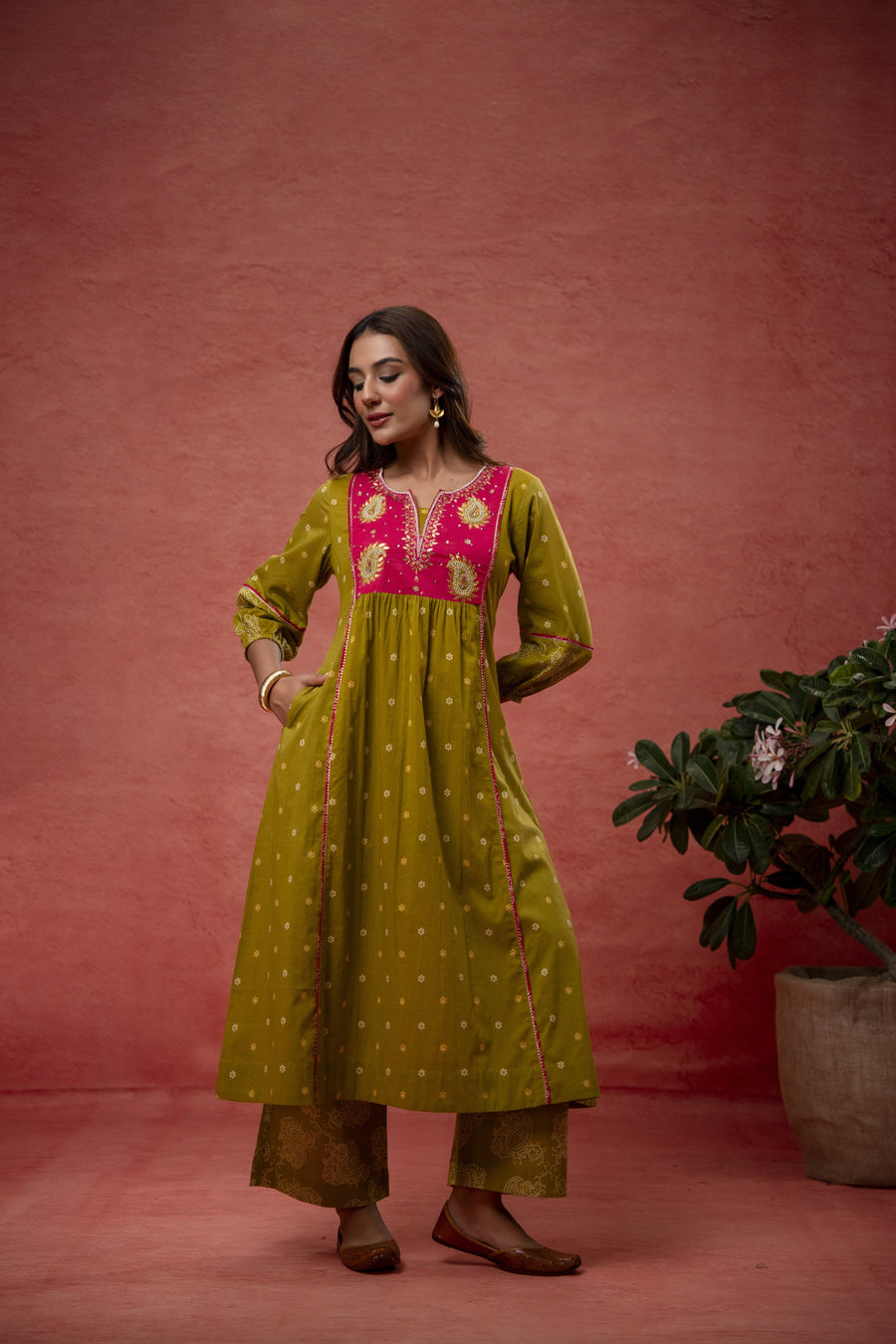 Green Cotton Kurta Set with Hand Gota Patti Work