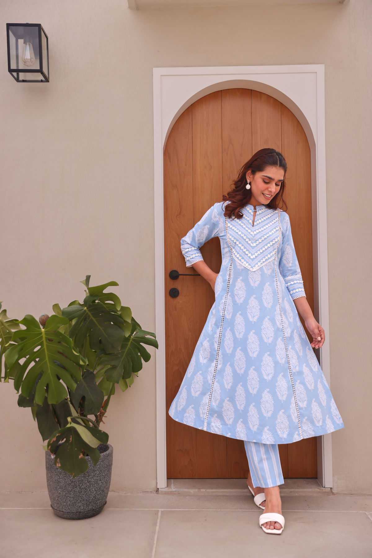 Blue Paisley Printed Cotton Kurta Pant Set With Lace Detail