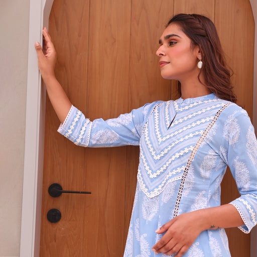 Blue Paisley Printed Cotton Kurta Pant Set With Lace Detail