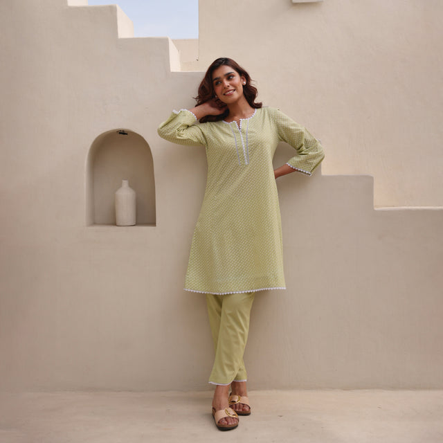 Green Chunakhari Printed Cotton Co-Ord Set with Lace Work