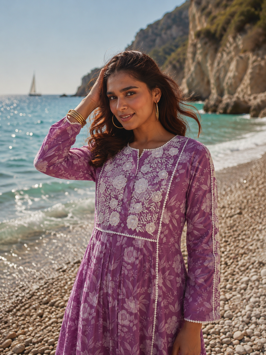 Lavender Floral Printed Mulmul Kurta With Lucknowi Embroidery