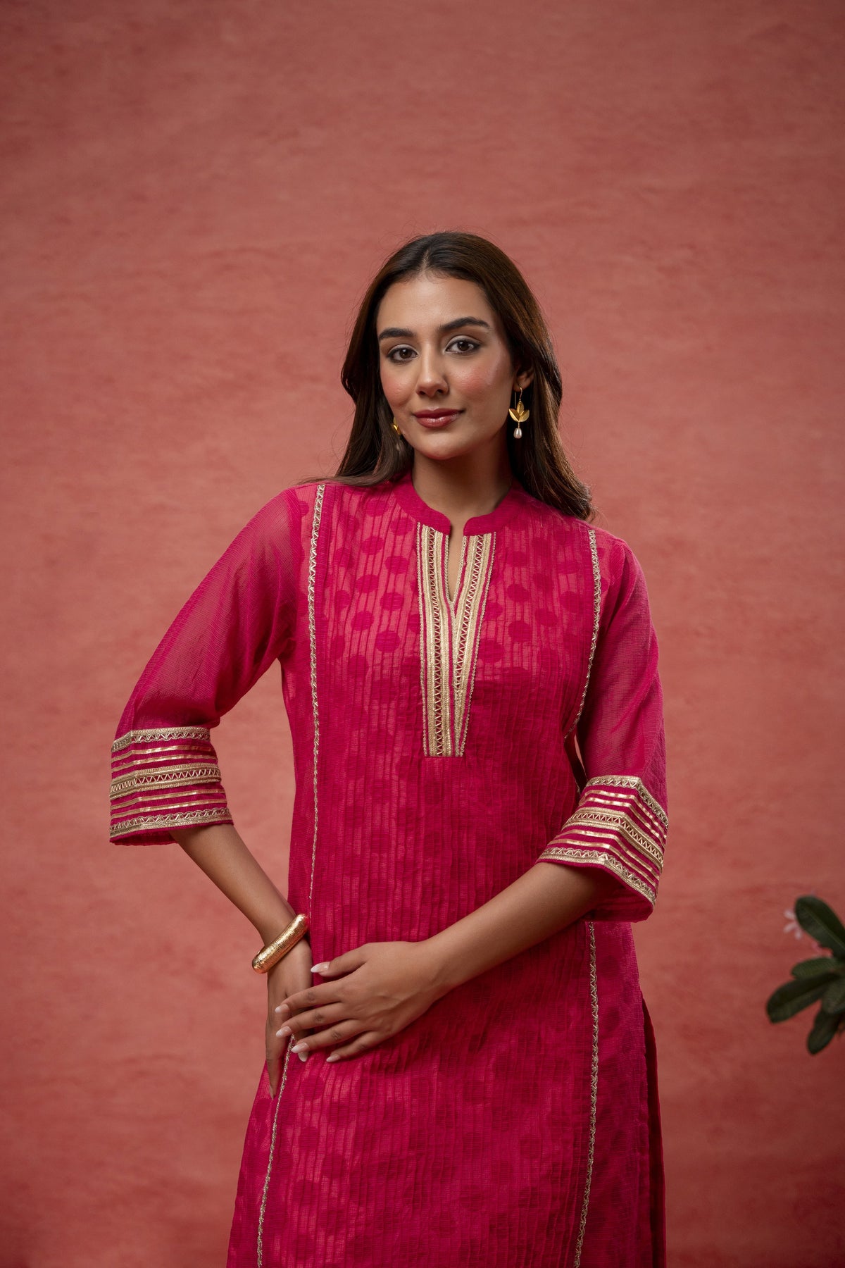 Zari Work Rani Kota Doria Kurta Set with Polka Print Inner & Pant