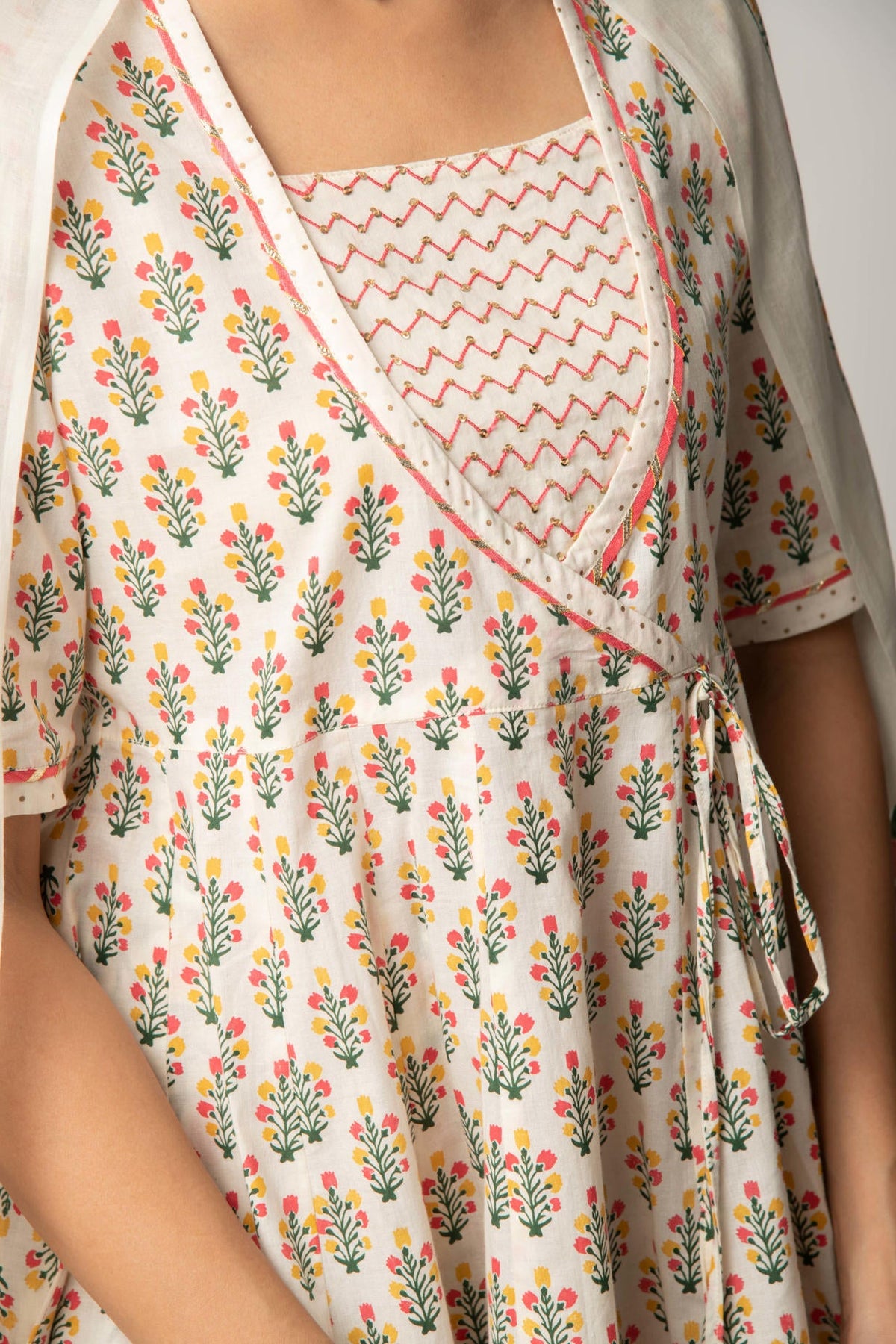 White Floral Print Kurta Skirt and Dupatta