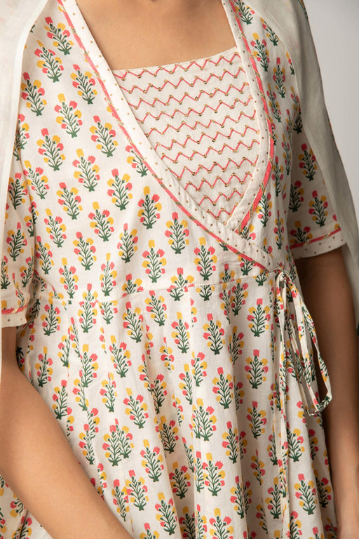 White Floral Print Kurta Skirt and Dupatta