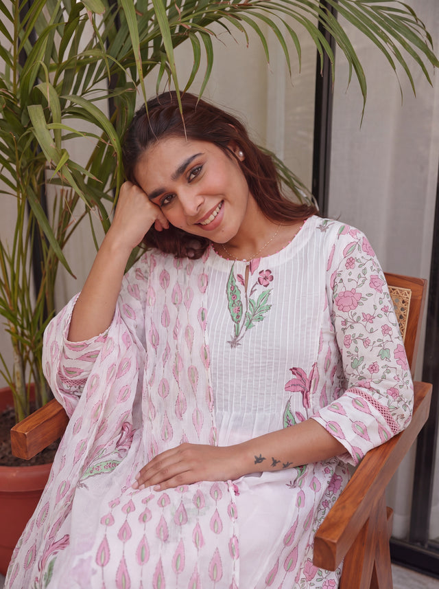 Pink & Green Block Printed Cotton Kurta Pant with Kota Doria Dupatta