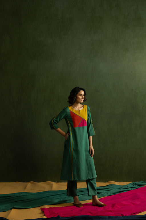 Green Cotton Linen Kurta Pant Set in Colour Block