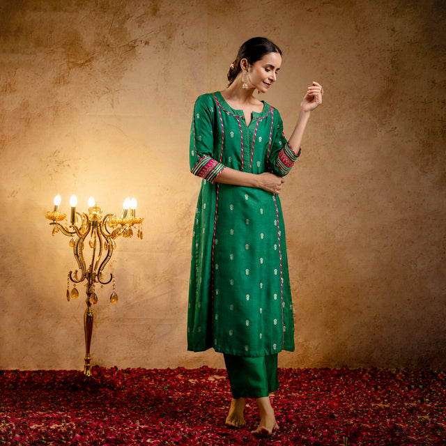Green Russian Silk Jacquard Booti Embroidered Kurta with Silk Pant