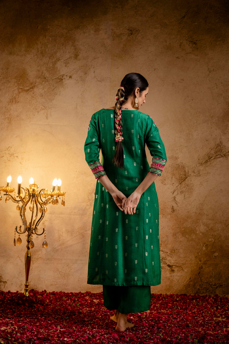 Green Russian Silk Jacquard Booti Embroidered Kurta with Silk Pant