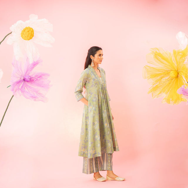 Green Floral Printed A-line Gathered Kurta Pant Set